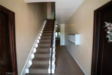 Entry Way - 1035 Lime Ave, Long Beach, CA 90813 photo 1 of 3