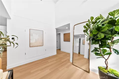 Entry Way - 27 Mann, Irvine, CA 92612 photo 2 of 8