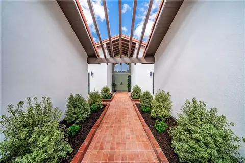 Entry Way - 27 Mann, Irvine, CA 92612 photo 1 of 8