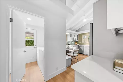Entry Way - 27 Mann, Irvine, CA 92612 photo 4 of 8