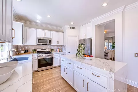 Kitchen - 5137 Costa Rustico, San Clemente, CA 92673 photo 3 of 3
