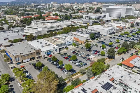 Exterior - 985 E California #306, Pasadena, CA 91106 photo 8 of 8