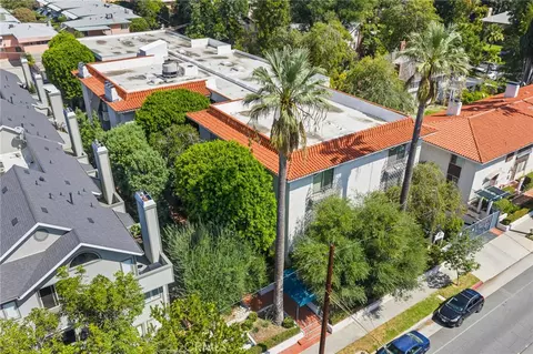 View/Area - 985 E California #306, Pasadena, CA 91106 photo 1 of 11