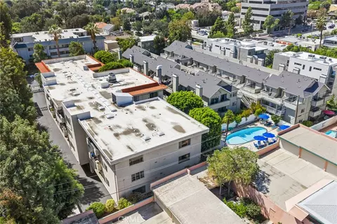 View/Area - 985 E California #306, Pasadena, CA 91106 photo 3 of 11