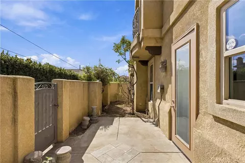 Exterior - 141 El Dorado #A, Arcadia, CA 91006 photo 2 of 2