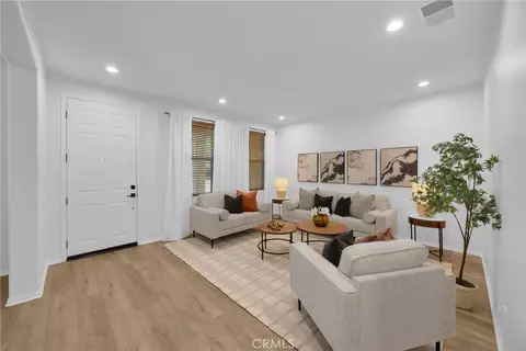 Living - 29192 Jamesonite Cir, Menifee, CA 92584 photo 2 of 5