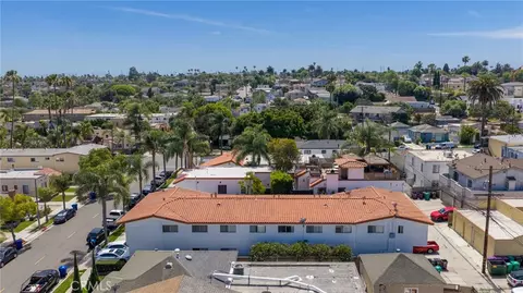 View/Area - 825 Roswell Ave, Long Beach, CA 90804 photo 3 of 3