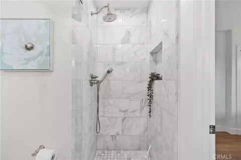 Bath - 2132 E Trenton Ave, Orange, CA 92867 photo 2 of 4