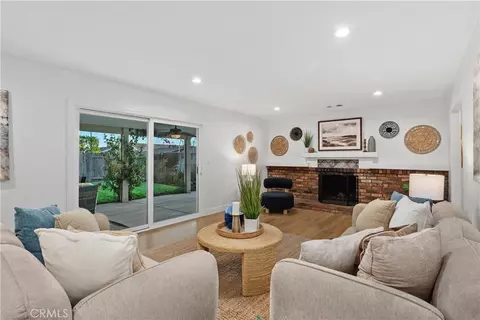 Living - 2132 E Trenton Ave, Orange, CA 92867 photo 4 of 6