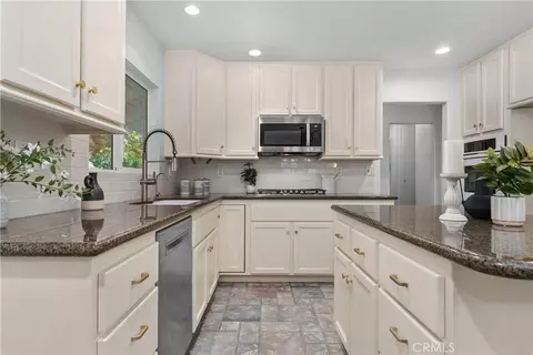 Kitchen - 2132 E Trenton Ave, Orange, CA 92867 photo 3 of 4