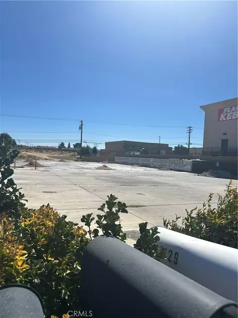 17153 Bear Valley Rd, Hesperia, CA 92345 photo 3