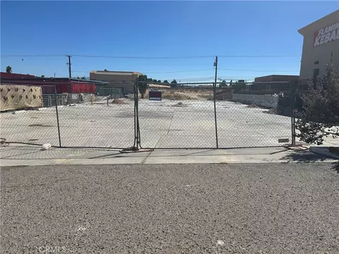 17153 Bear Valley Rd, Hesperia, CA 92345 photo 8