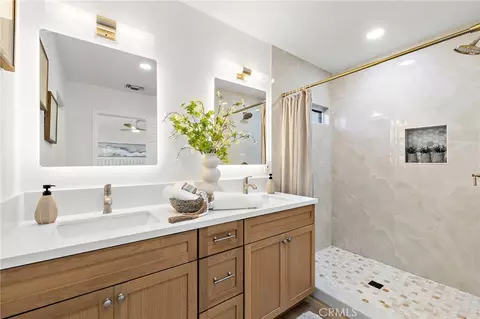 Bath - 2076 N Mori, Orange, CA 92867 photo 1 of 3