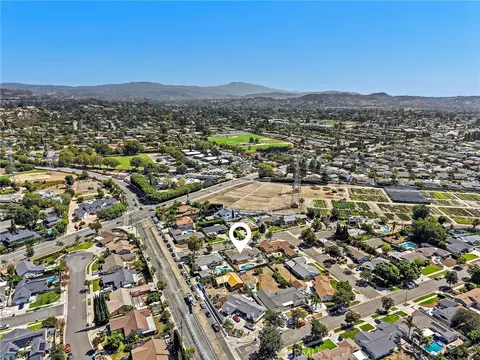 View/Area - 2076 N Mori, Orange, CA 92867 photo 5 of 11