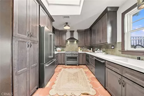 Kitchen - 700 Wakefield Ct, El Cajon, CA 92020 photo 1 of 2