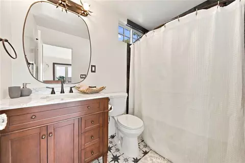 Bath - 700 Wakefield Ct, El Cajon, CA 92020 photo 3 of 3