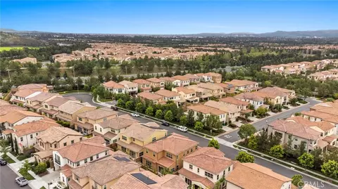 View/Area - 126 Imagination Trl, Irvine, CA 92620 photo 8 of 9