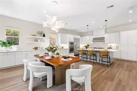 Dining - 126 Imagination Trl, Irvine, CA 92620 photo 4 of 4