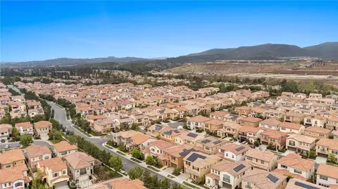 View/Area - 126 Imagination Trl, Irvine, CA 92620 photo 4 of 9