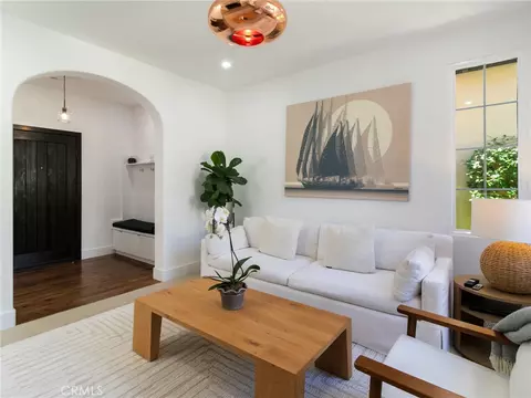 Entry Way - 70 Clouds, Irvine, CA 92603 photo 4 of 6