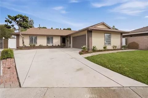 9657 Lark Cir, Fountain Valley, CA 92708
