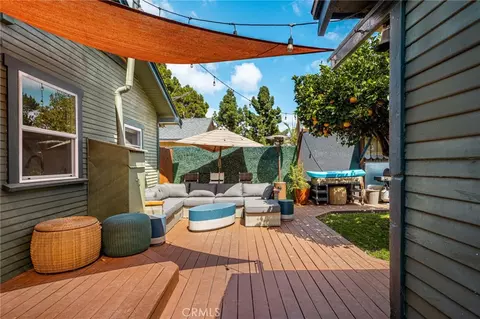 Exterior - 1430 Temple Ave, Long Beach, CA 90804 photo 9 of 15
