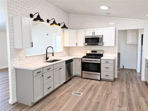 6241 Warner #228, Huntington Beach, CA 92647