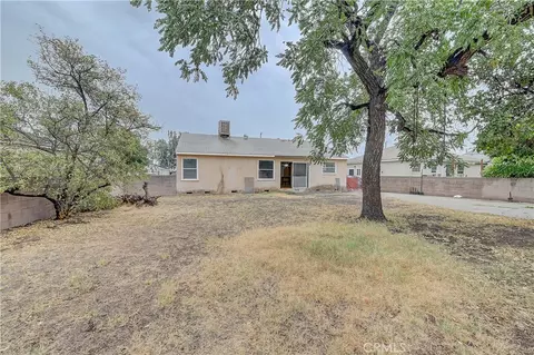 Exterior - 14778 Valencia Ave, Fontana, CA 92335 photo 5 of 6