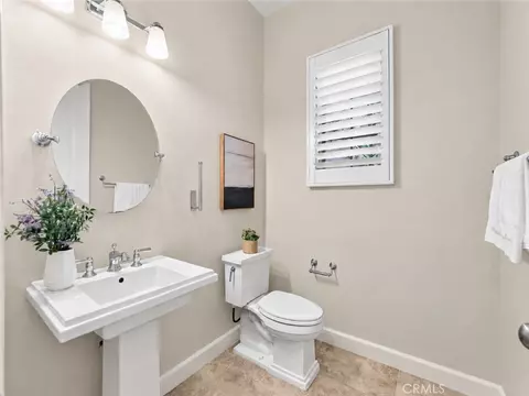 Bath - 75 Thornapple, Irvine, CA 92620 photo 1 of 6
