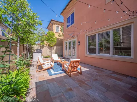 Exterior - 75 Thornapple, Irvine, CA 92620 photo 6 of 7