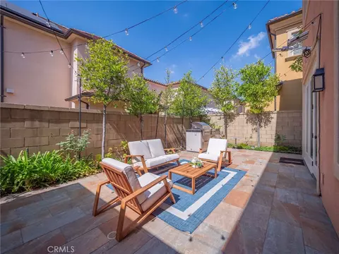 Exterior - 75 Thornapple, Irvine, CA 92620 photo 5 of 7