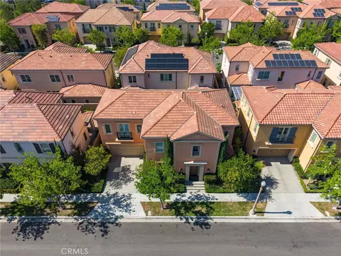 View/Area - 75 Thornapple, Irvine, CA 92620 photo 2 of 11