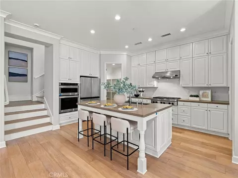 Kitchen - 75 Thornapple, Irvine, CA 92620 photo 2 of 2