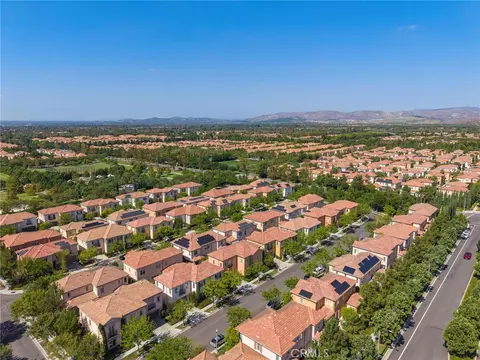 View/Area - 75 Thornapple, Irvine, CA 92620 photo 6 of 11