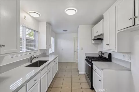 Kitchen - 38726 Sumac, Palmdale, CA 93550 photo 1 of 2