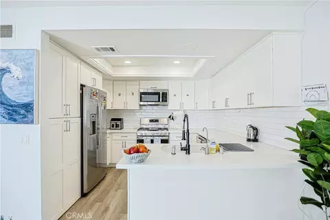 Kitchen - 1078 Border, Corona, CA 92882 photo 1 of 1