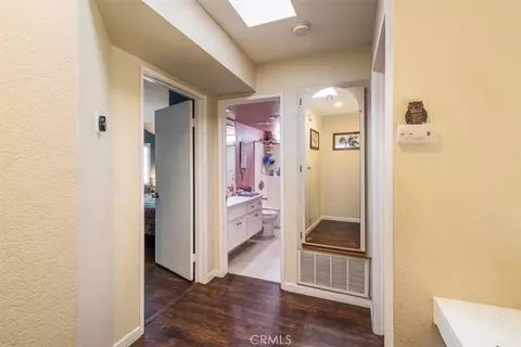 Entry Way - 1731 E 68th #5, Long Beach, CA 90805 photo 7 of 12