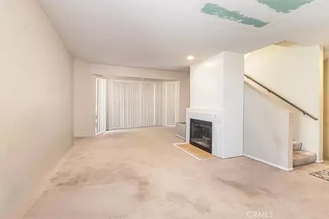 Living - 1731 E 68th #5, Long Beach, CA 90805 photo 2 of 7