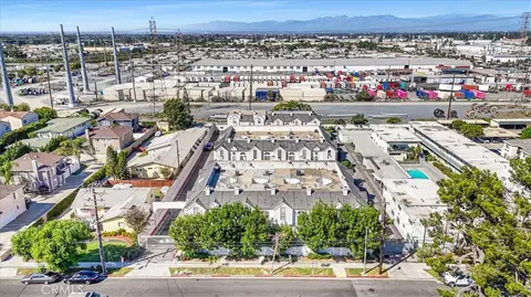 View/Area - 1731 E 68th #5, Long Beach, CA 90805 photo 1 of 5