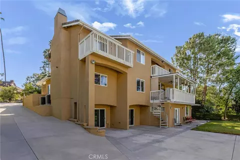 Exterior - 1377 Knoll Rd, Redlands, CA 92373 photo 9 of 11