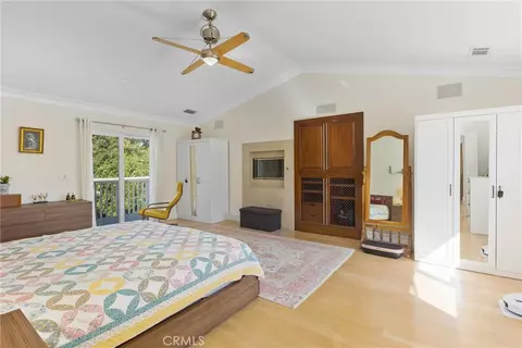 Bedroom - 1377 Knoll Rd, Redlands, CA 92373 photo 5 of 8