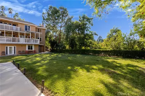Exterior - 1377 Knoll Rd, Redlands, CA 92373 photo 8 of 11