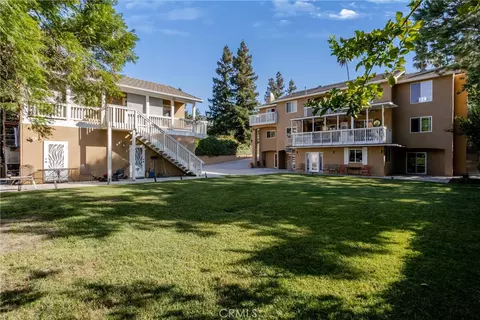 Exterior - 1377 Knoll Rd, Redlands, CA 92373 photo 7 of 11