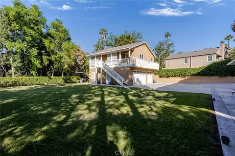 Exterior - 1377 Knoll Rd, Redlands, CA 92373 photo 10 of 11