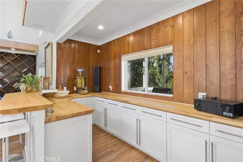 Kitchen - 1377 Knoll Rd, Redlands, CA 92373 photo 2 of 11