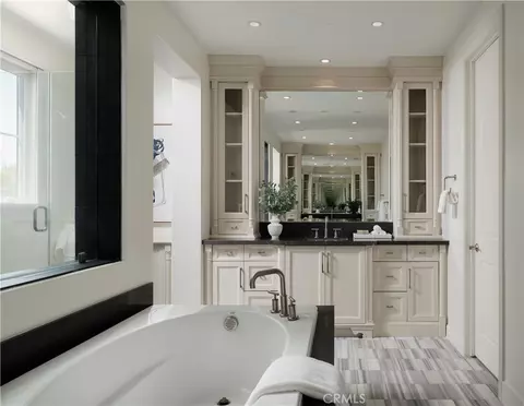 Bath - 108 Panorama, Irvine, CA 92618 photo 2 of 4