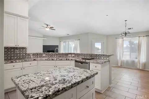 Kitchen - 8537 11th Ave, Hesperia, CA 92345 photo 1 of 3