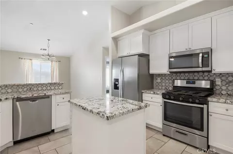 Kitchen - 8537 11th Ave, Hesperia, CA 92345 photo 3 of 3