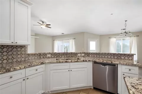 Kitchen - 8537 11th Ave, Hesperia, CA 92345 photo 2 of 3