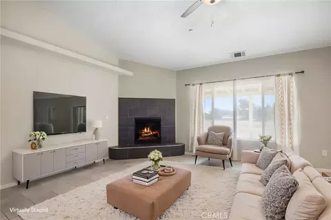 Living - 8537 11th Ave, Hesperia, CA 92345 photo 1 of 5
